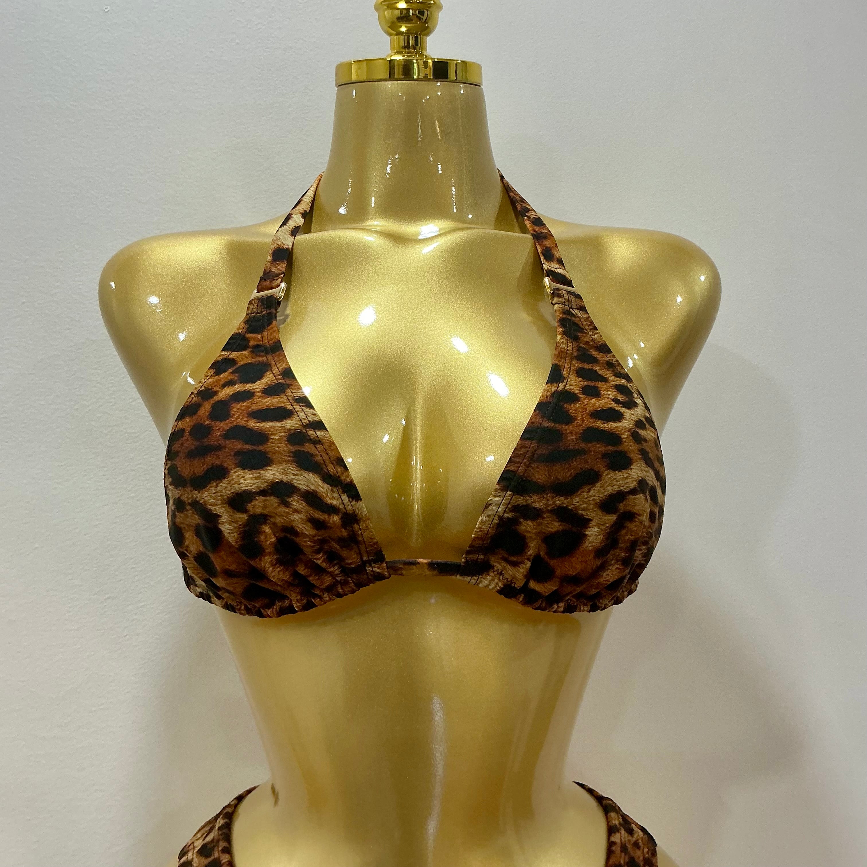 Halter Bikini Top con argollas