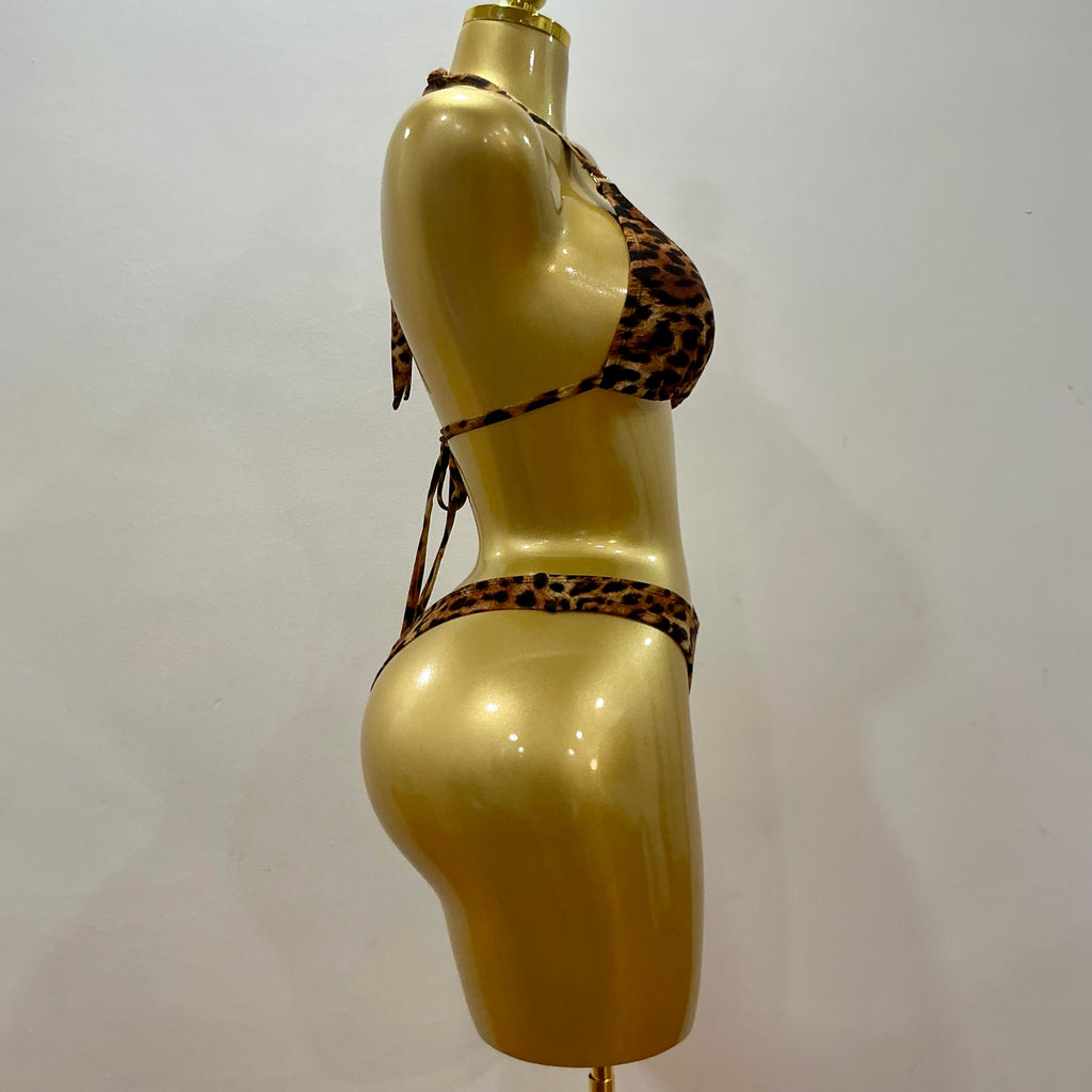 Halter Bikini Top con argollas