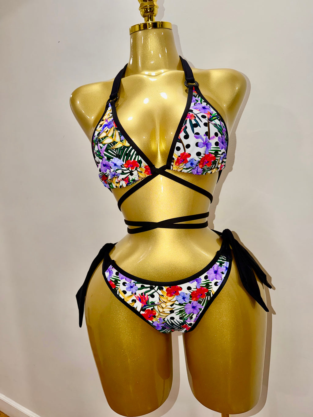 Triángulo bikini top con tiras